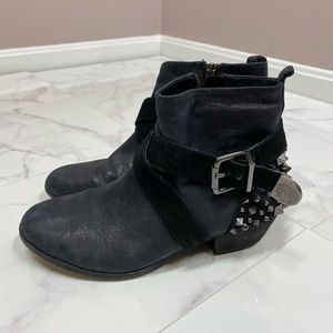 Vince Cameron black bootie w/ spikes on heels